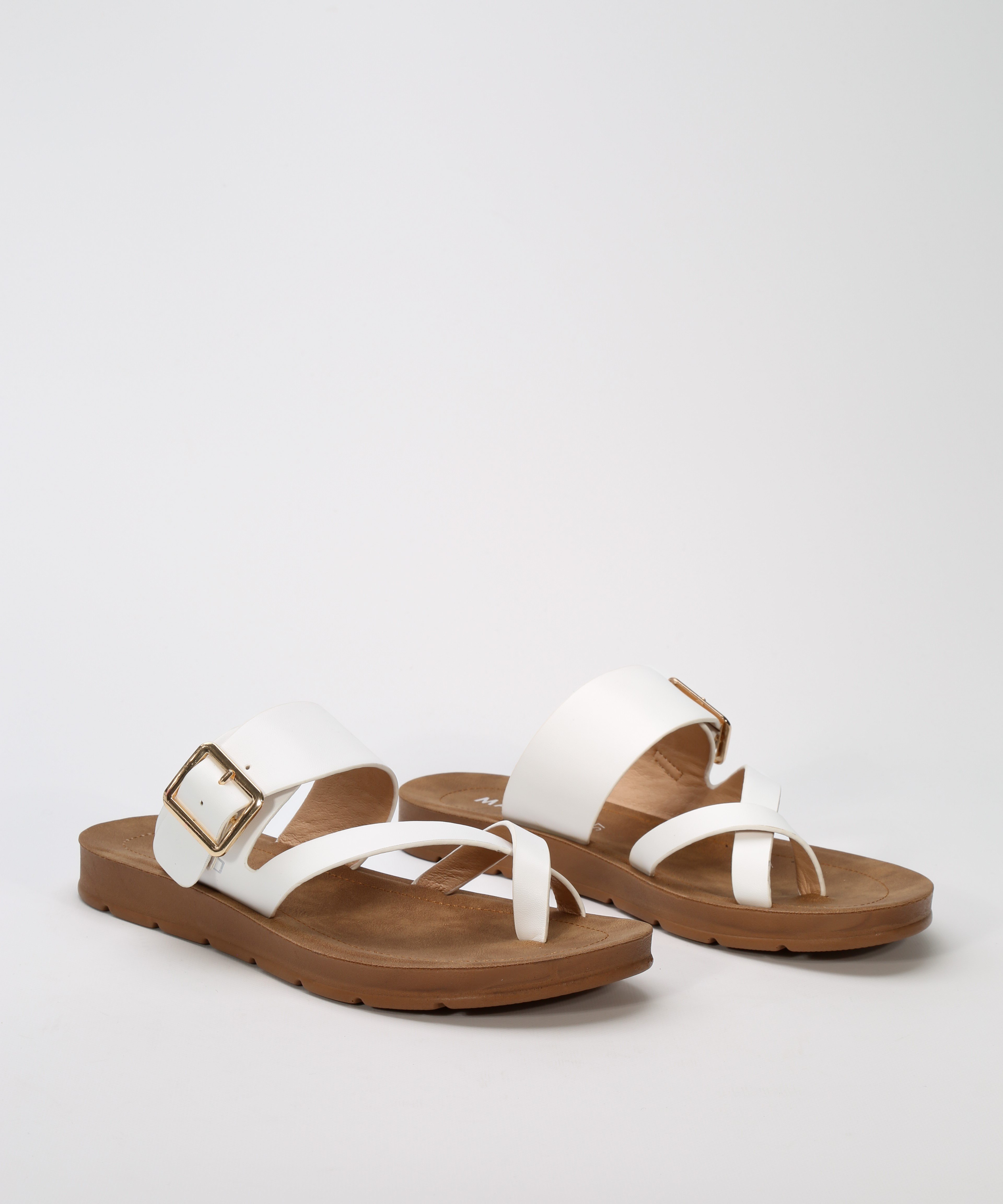 Sandalia plana hebilla image number null